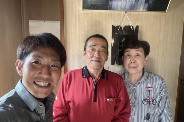 多治見市東町のお客様との写真