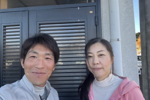 可児市長洞のお客様との2ショット写真