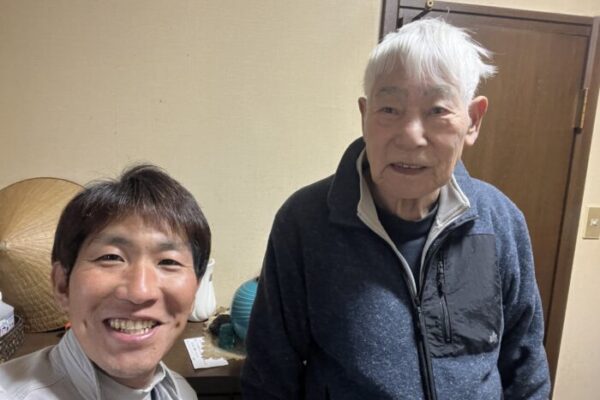 多治見市幸町のお客様との２ショット写真