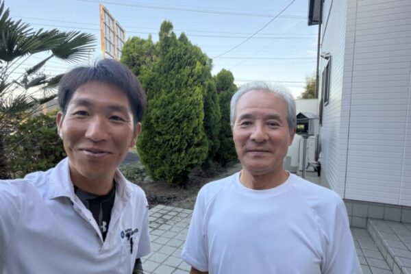 可児市川合のお客様との2ショット写真